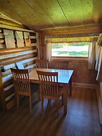 Chinook Cabins & RV Park