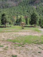Chinook Cabins & RV Park