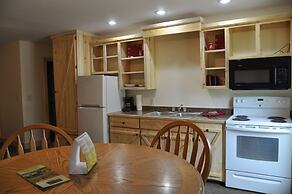 Chinook Cabins & RV Park