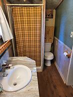 Chinook Cabins & RV Park