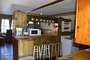 Chinook Cabins & RV Park