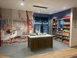 Hampton Inn Chicago West Loop Fulton Market Area