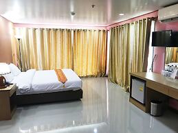 Toh Buk Seng Riverside
