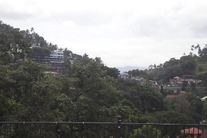 King of Kandy Hotel