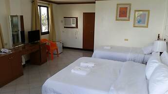 Marvin's Seaside Inn