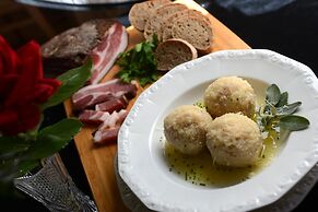 Cimon Dolomites Hotel