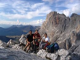 Cimon Dolomites Hotel