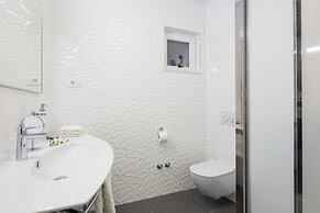 Balatura The Fine Bed & Breakfast