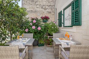 Balatura The Fine Bed & Breakfast