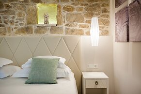 Balatura The Fine Bed & Breakfast