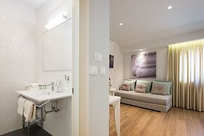 Balatura The Fine Bed & Breakfast