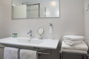 Balatura The Fine Bed & Breakfast