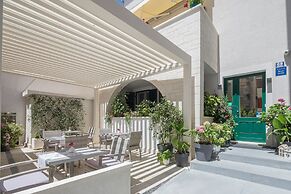 Balatura The Fine Bed & Breakfast