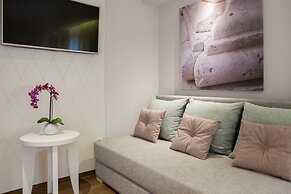 Balatura The Fine Bed & Breakfast