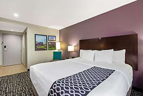 La Quinta Inn & Suites by Wyndham New Cumberland-Harrisburg