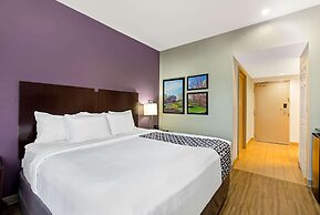 La Quinta Inn & Suites by Wyndham New Cumberland-Harrisburg