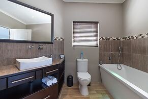 Dockside Guest House