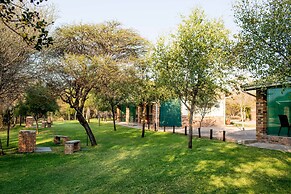 Woodlands Stop Over and Lodge