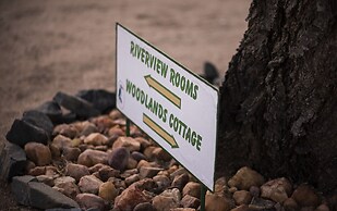 Woodlands Stop Over and Lodge