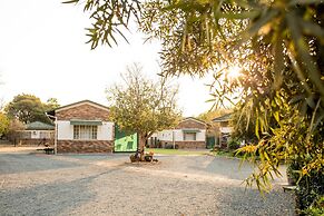 Woodlands Stop Over and Lodge