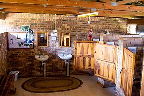 Woodlands Stop Over and Lodge