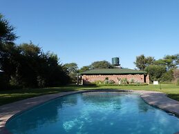 Woodlands Stop Over and Lodge