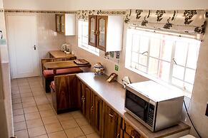 Woodlands Stop Over and Lodge