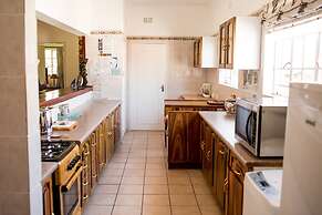 Woodlands Stop Over and Lodge