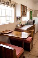 Woodlands Stop Over and Lodge