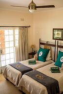 Woodlands Stop Over and Lodge