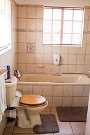 Woodlands Stop Over and Lodge