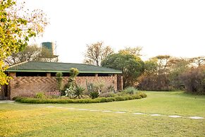 Woodlands Stop Over and Lodge