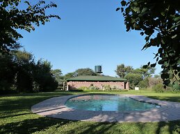 Woodlands Stop Over and Lodge