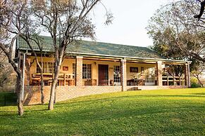 Woodlands Stop Over and Lodge