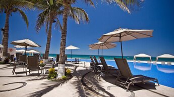 Park Royal Beach Mazatlán