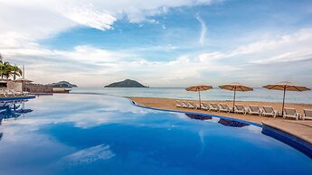 Park Royal Beach Mazatlán