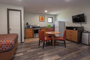 Town Motel