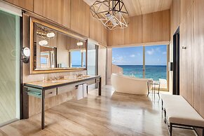 The St. Regis Maldives Vommuli Resort