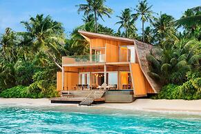 The St. Regis Maldives Vommuli Resort