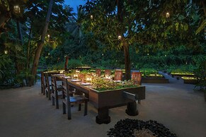 The St. Regis Maldives Vommuli Resort