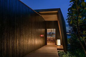 The St. Regis Maldives Vommuli Resort