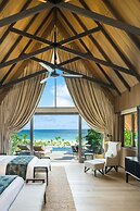 The St. Regis Maldives Vommuli Resort