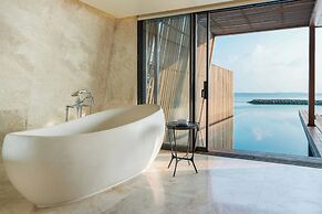 The St. Regis Maldives Vommuli Resort