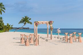 The St. Regis Maldives Vommuli Resort