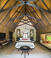 The St. Regis Maldives Vommuli Resort