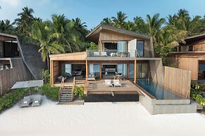 The St. Regis Maldives Vommuli Resort