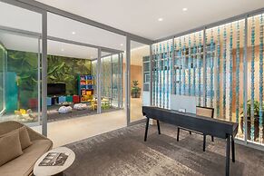 The St. Regis Maldives Vommuli Resort