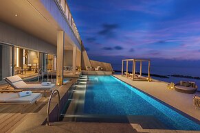 The St. Regis Maldives Vommuli Resort