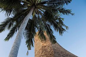 The St. Regis Maldives Vommuli Resort