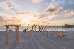 The St. Regis Maldives Vommuli Resort